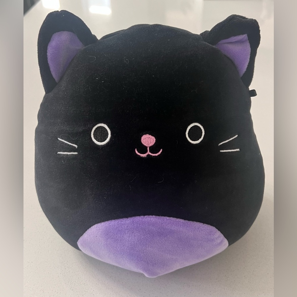 Squishmallow Autumn The Black Cat Plush Stuffed Toy Purple Belly 9”